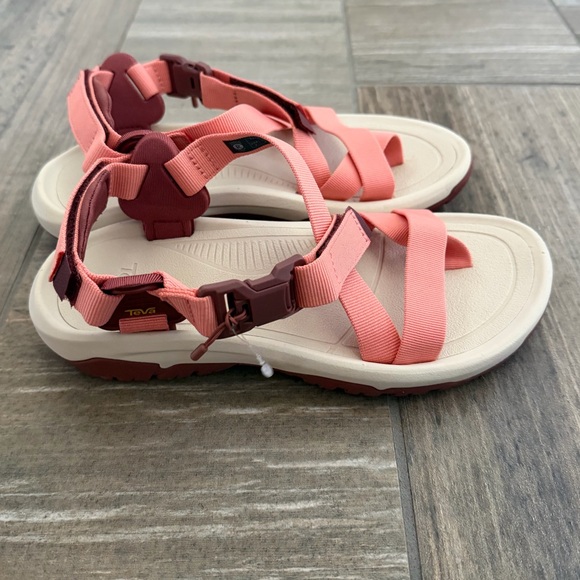 Teva Women's Hurricane Terra Dactyl Hiking Sandal size 7 New - Picture 5 of 10